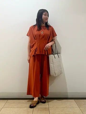 自由区 藤﨑 コーディネート画像