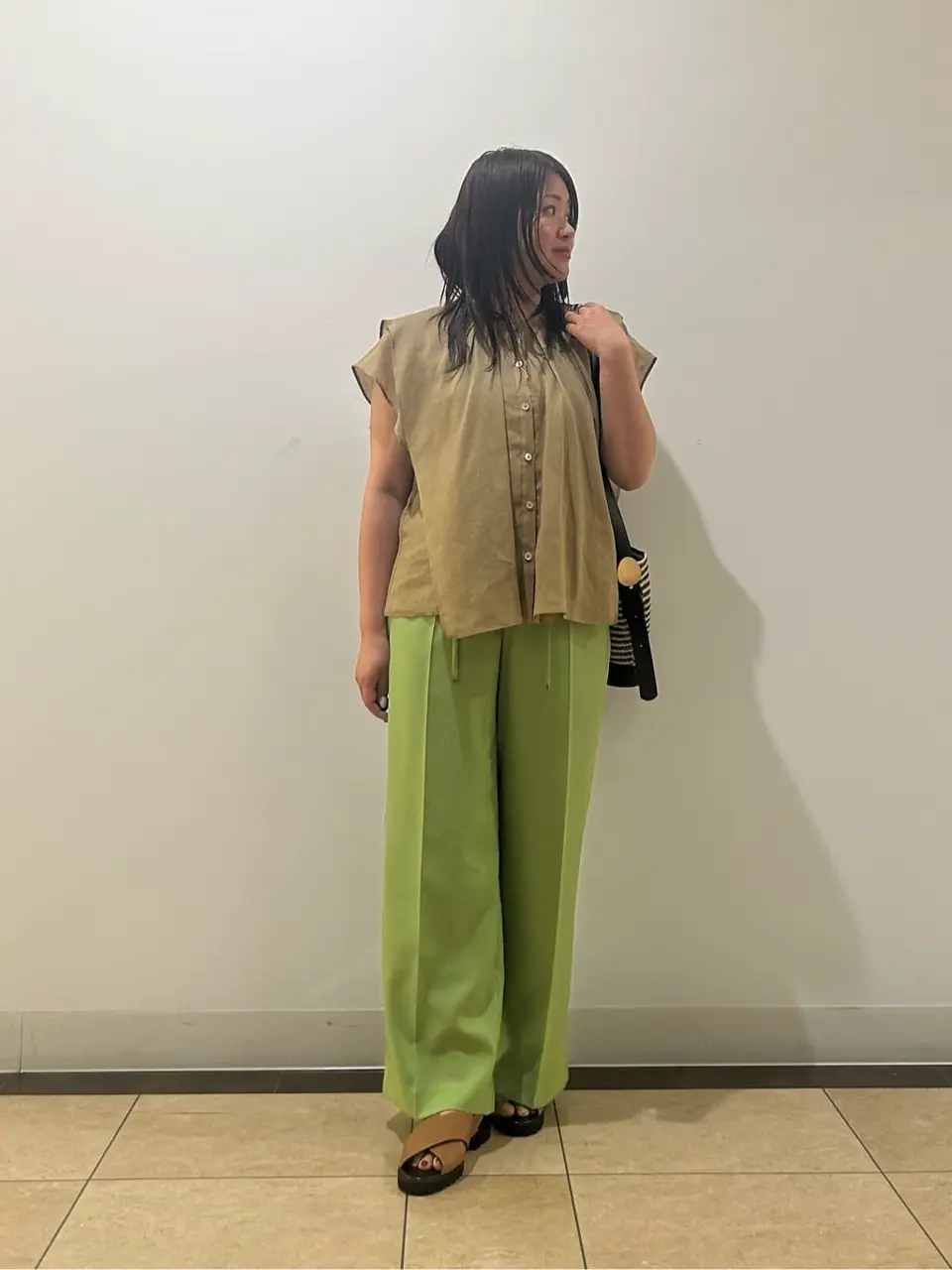 自由区 藤﨑 コーディネート画像