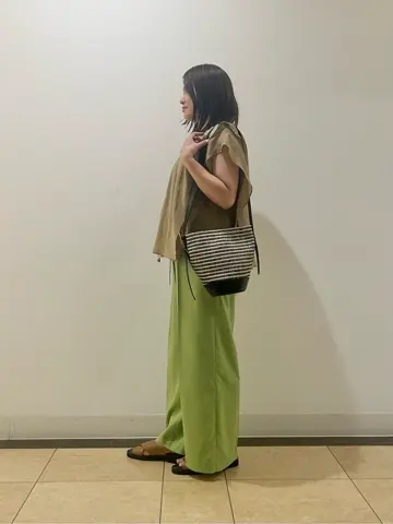 自由区 藤﨑 コーディネート画像