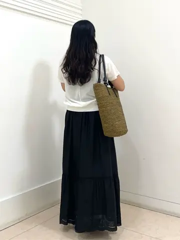 自由区 misato コーディネート画像