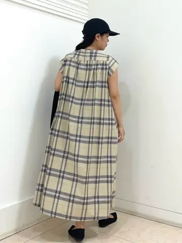 自由区 misato コーディネート画像