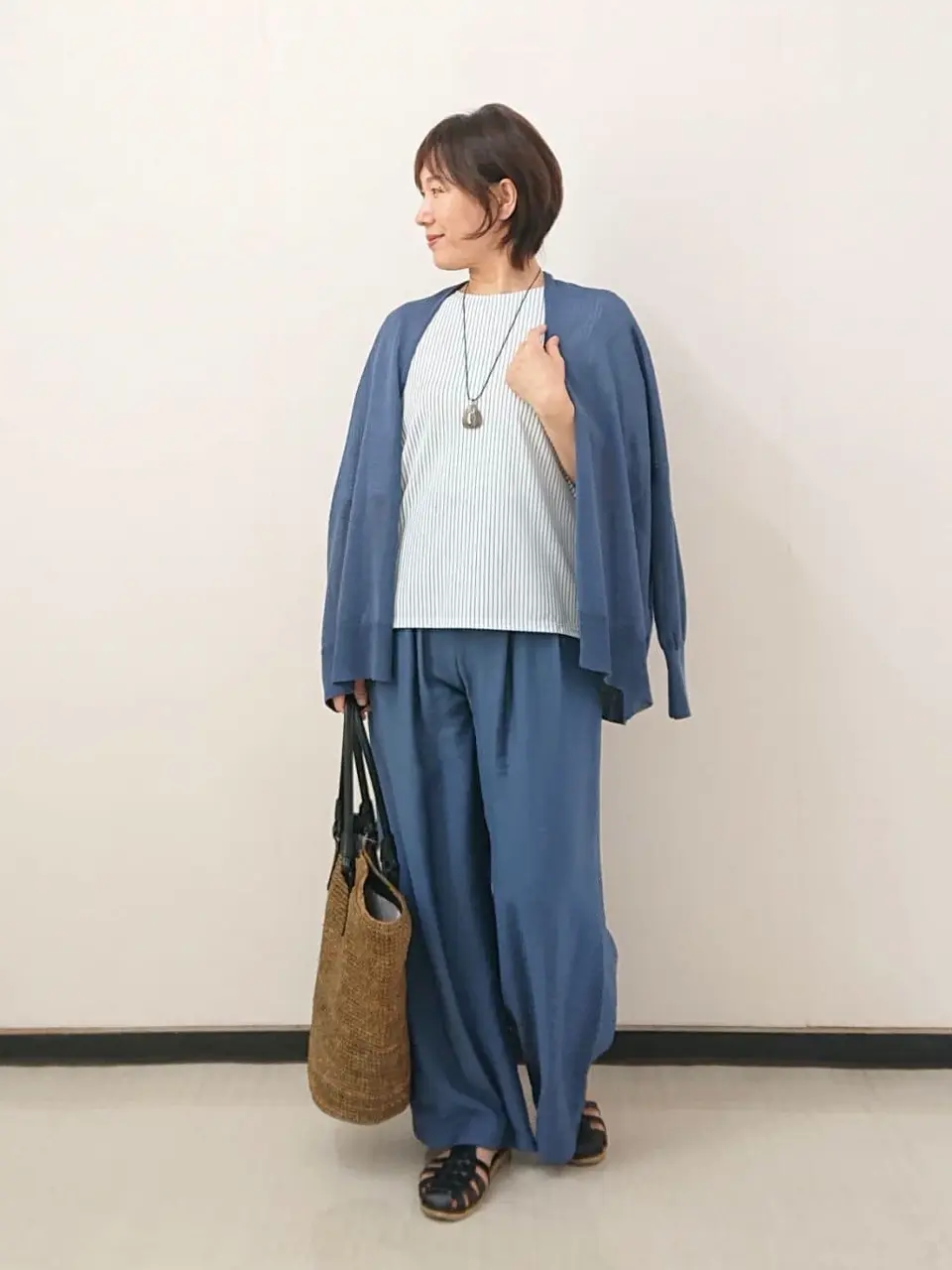 自由区 近藤 コーディネート画像