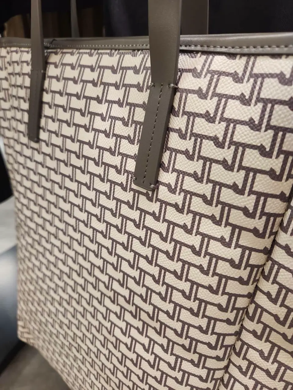 自由区 竹増 コーディネート画像