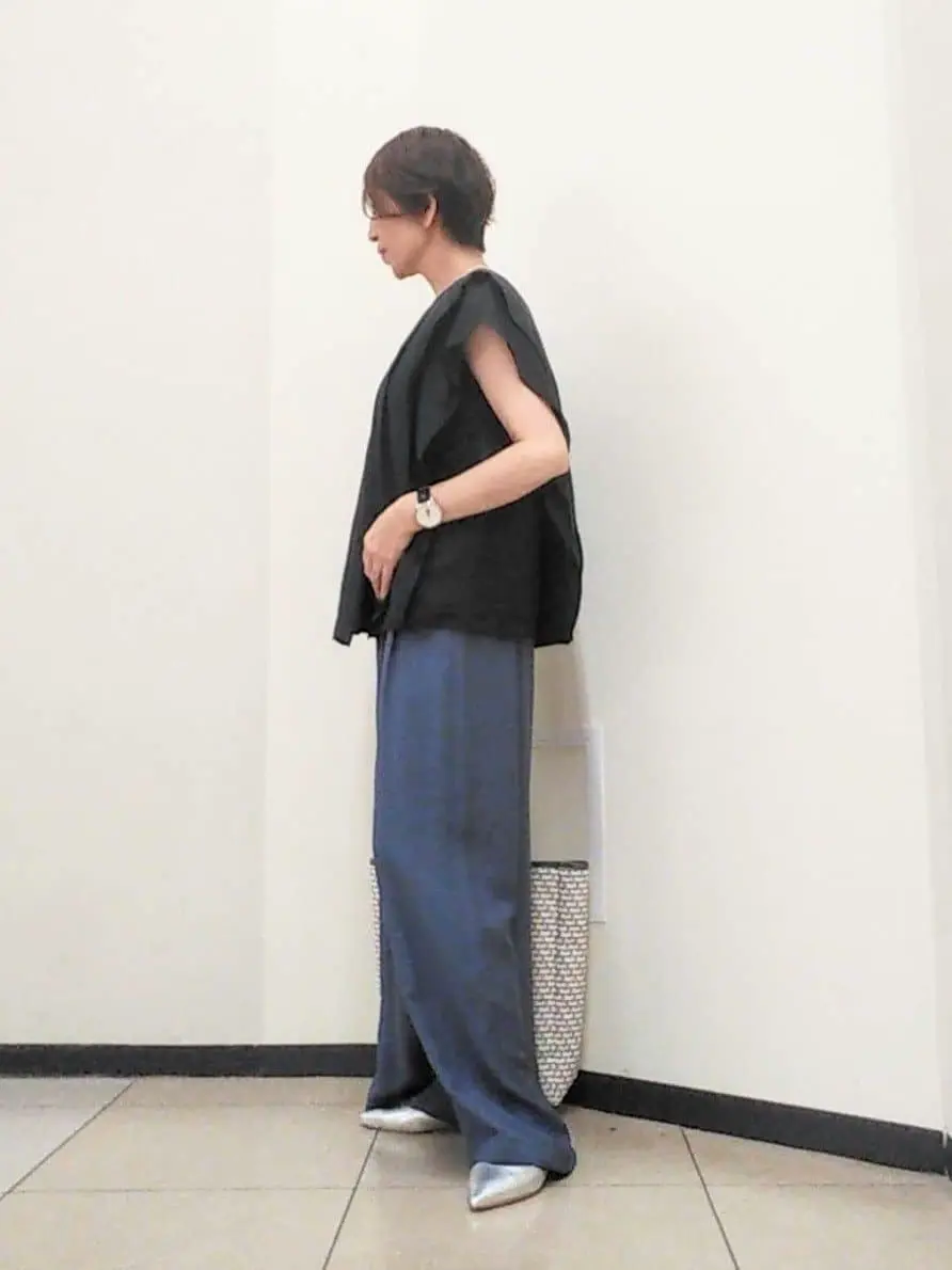 自由区 浅野 コーディネート画像