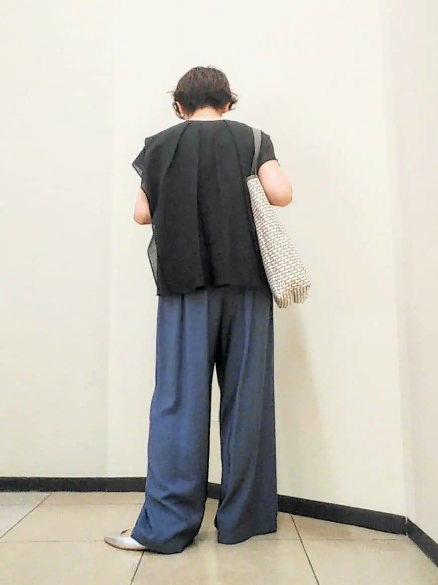 自由区 浅野 コーディネート画像