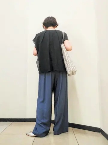 自由区 浅野 コーディネート画像