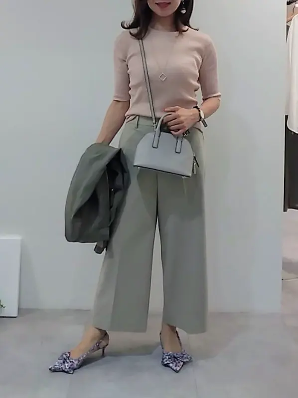 自由区 東 コーディネート画像