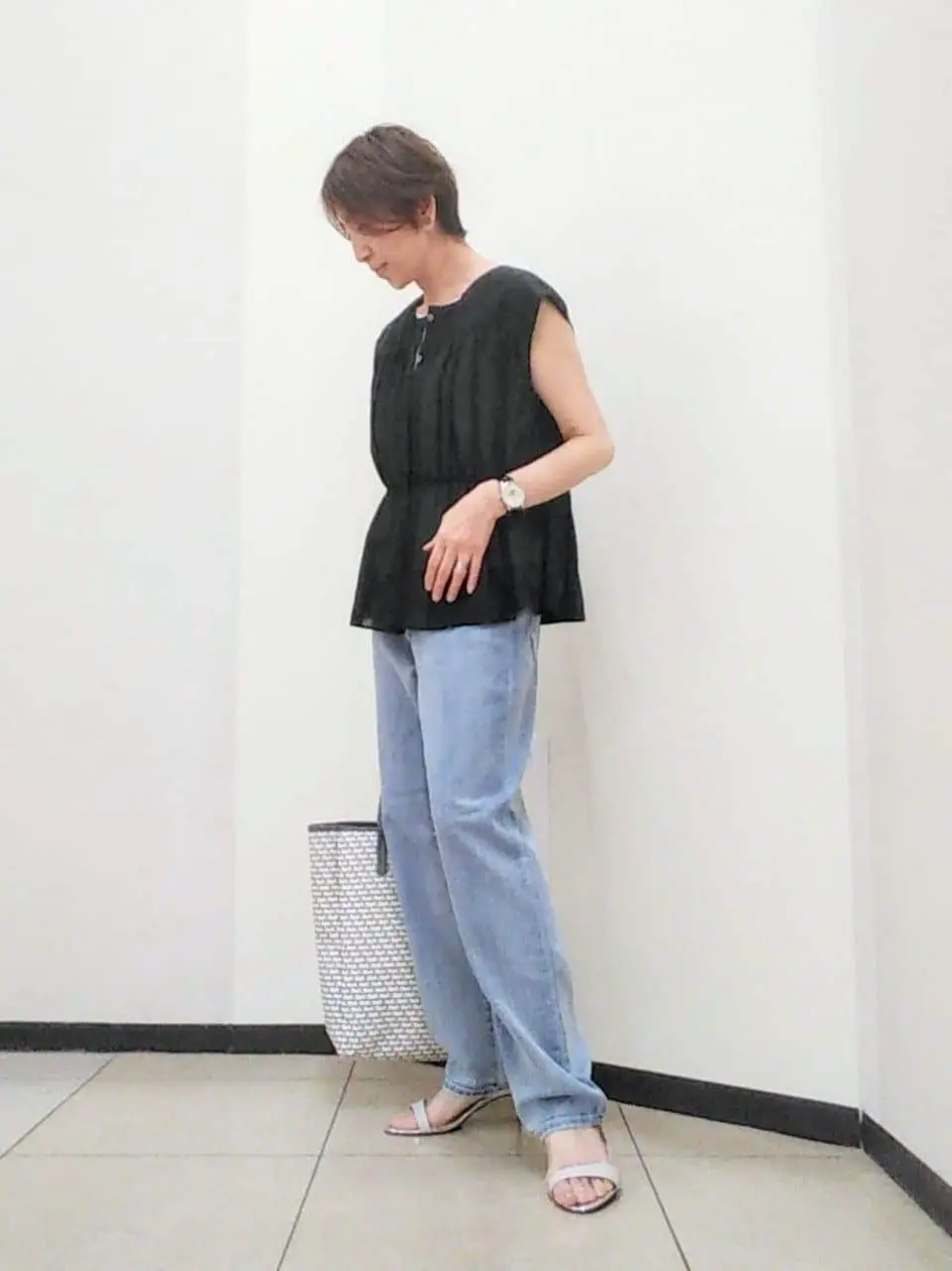 自由区 浅野 コーディネート画像