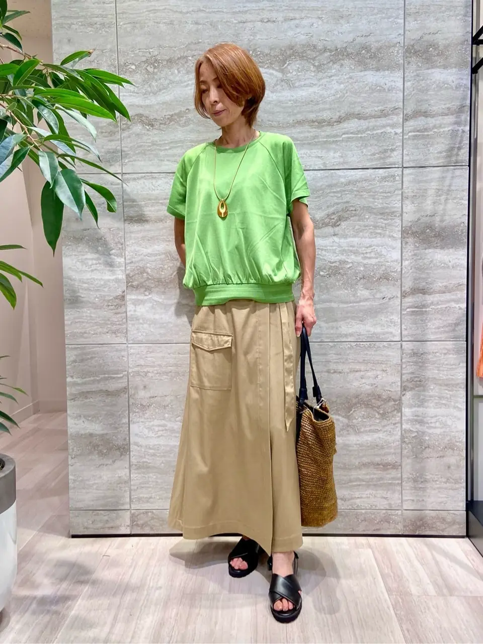 自由区 Ishii コーディネート画像