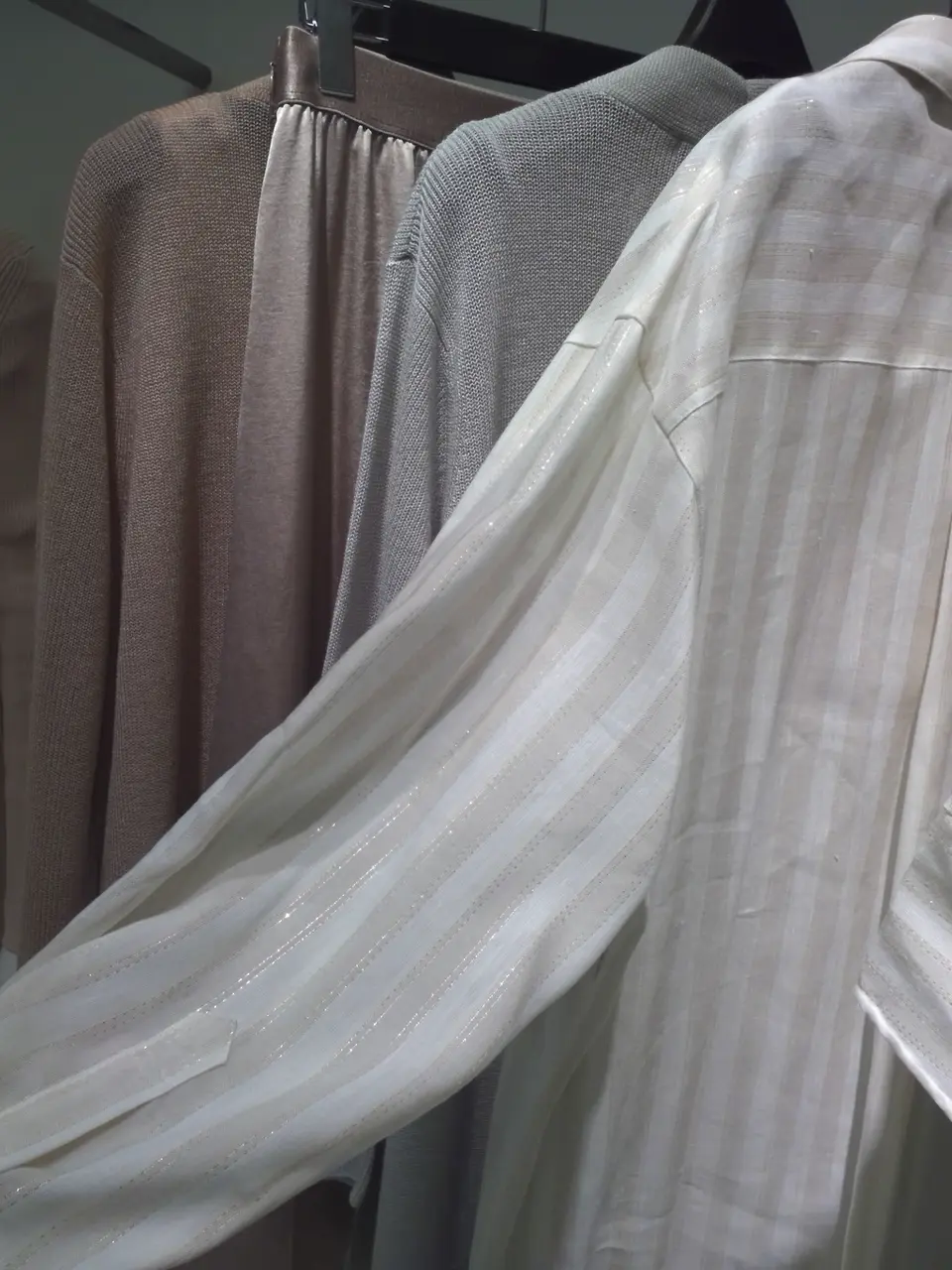 自由区 新保 コーディネート画像