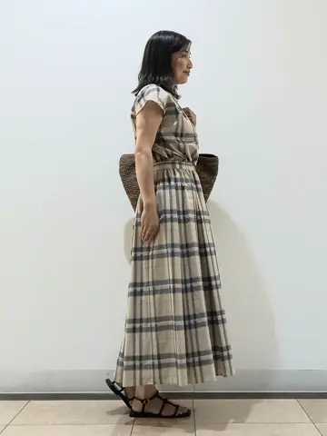 自由区 中川 コーディネート画像