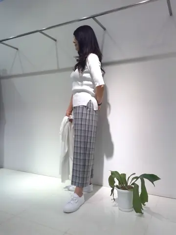 自由区 新保 コーディネート画像