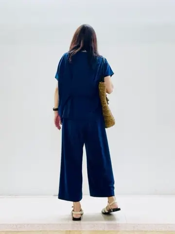 自由区 スタッフ コーディネート画像