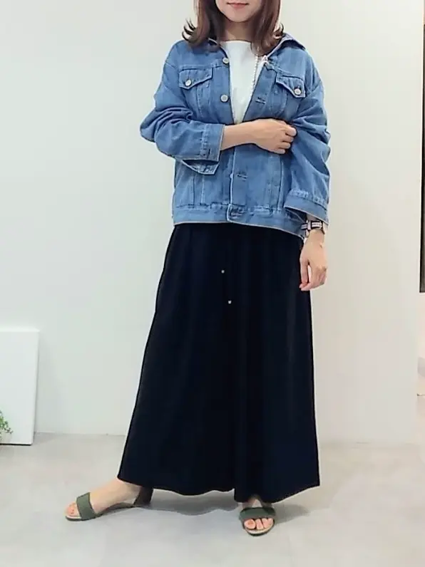 自由区 東 コーディネート画像