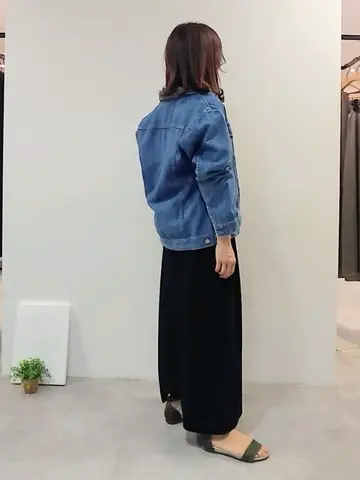 自由区 東 コーディネート画像