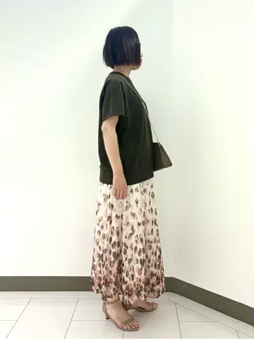 自由区 南 コーディネート画像