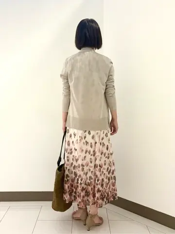 自由区 南 コーディネート画像