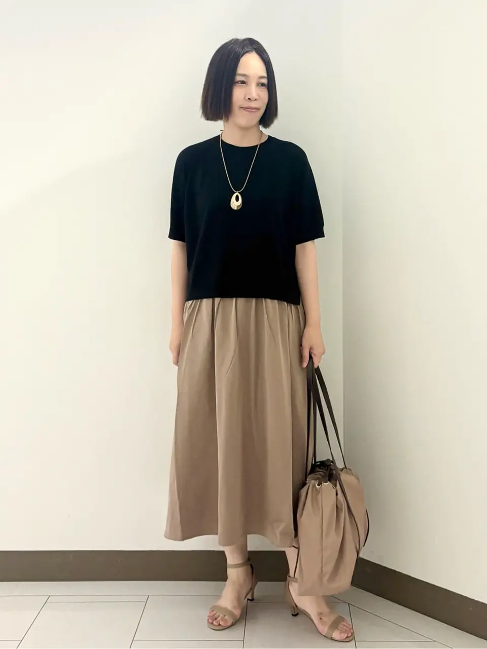 自由区 南 コーディネート画像