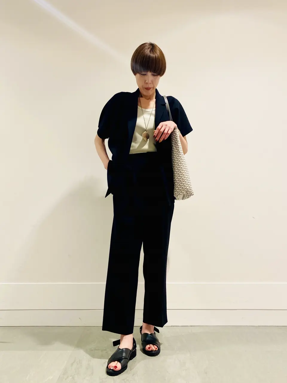 自由区 冨樫 コーディネート画像