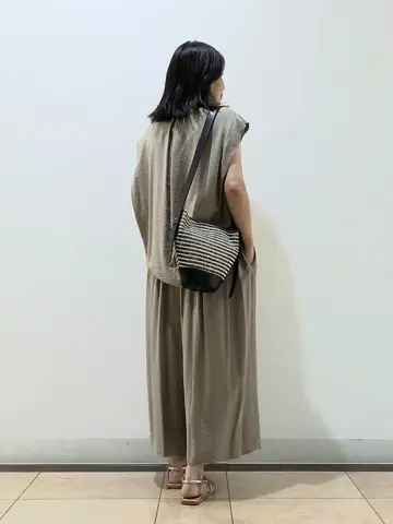 自由区 中川 コーディネート画像