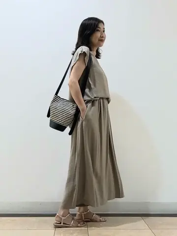 自由区 中川 コーディネート画像