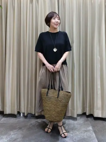 自由区 鶴田 コーディネート画像