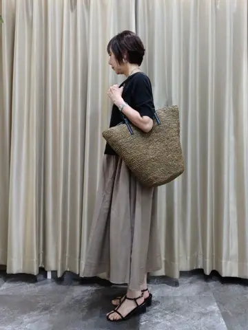 自由区 鶴田 コーディネート画像