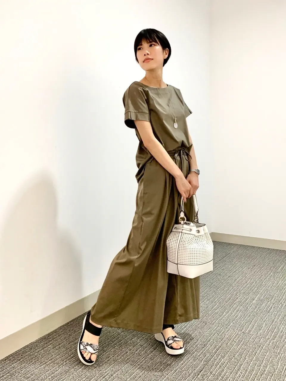 自由区 河野 コーディネート画像