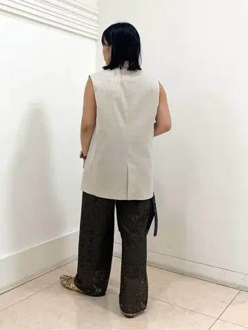 自由区 misato コーディネート画像