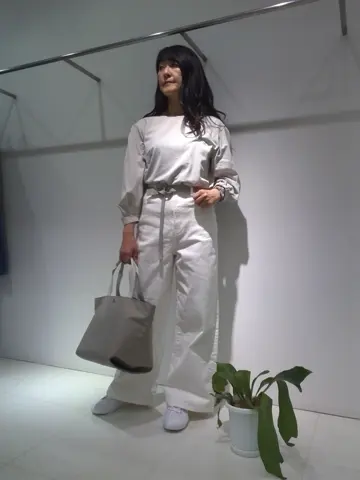 自由区 新保 コーディネート画像