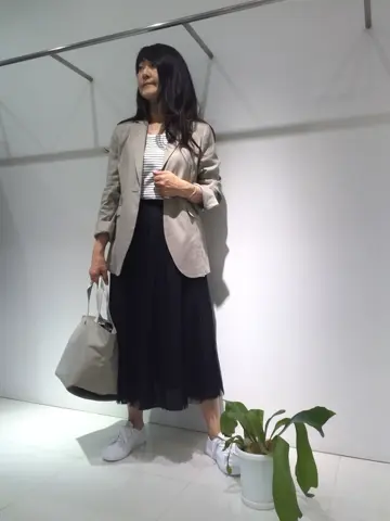 自由区 新保 コーディネート画像