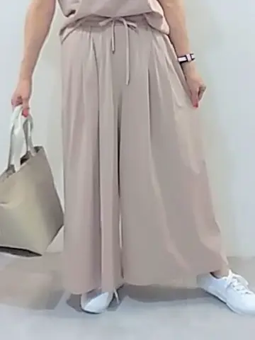 自由区 東 コーディネート画像