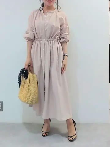 自由区 東 コーディネート画像