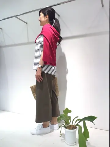 自由区 新保 コーディネート画像