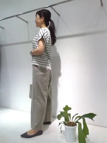 自由区 新保 コーディネート画像