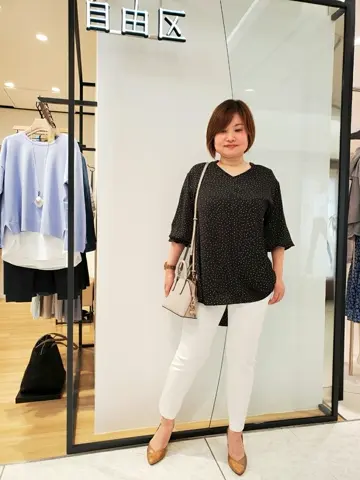 自由区 eri コーディネート画像