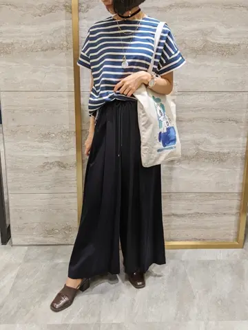 自由区 スタッフ コーディネート画像