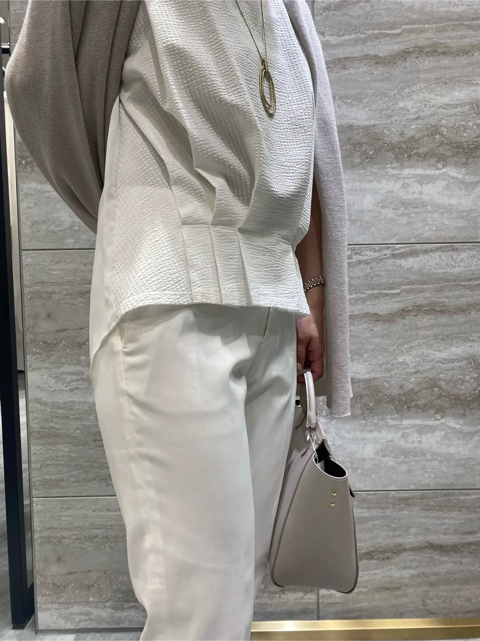 自由区 松本 コーディネート画像