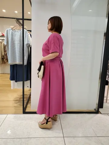 自由区 eri コーディネート画像