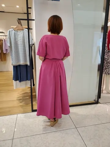 自由区 eri コーディネート画像