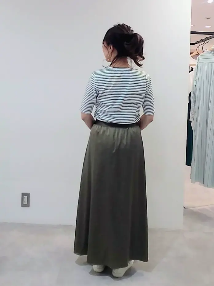 自由区 東 コーディネート画像