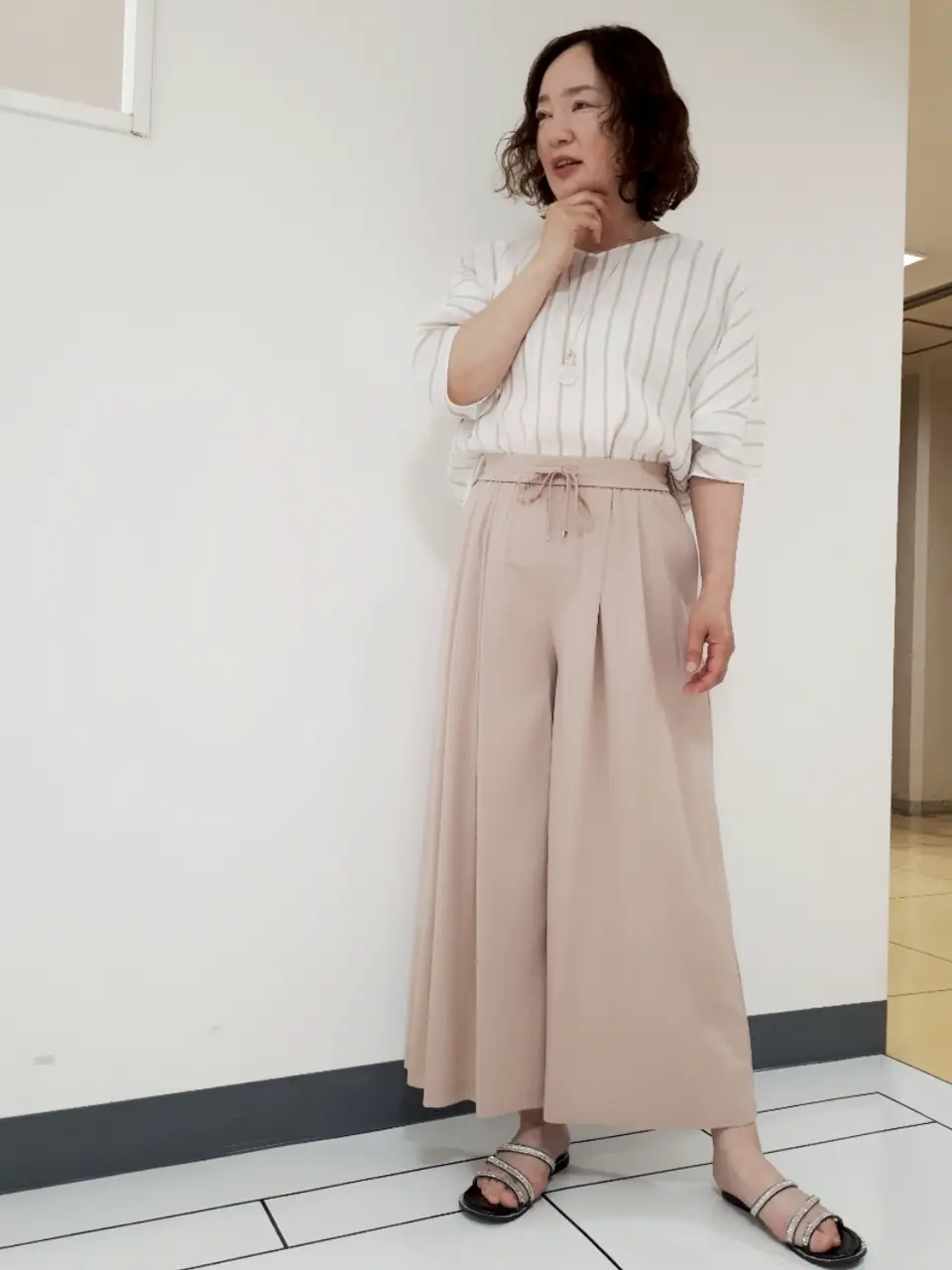  ナオミ コーディネート画像