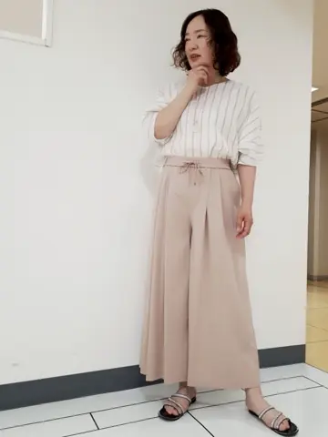 自由区 ナオミ コーディネート画像