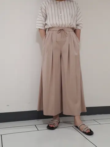 自由区 ナオミ コーディネート画像