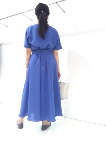 自由区 新保 コーディネート画像