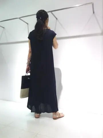 自由区 新保 コーディネート画像