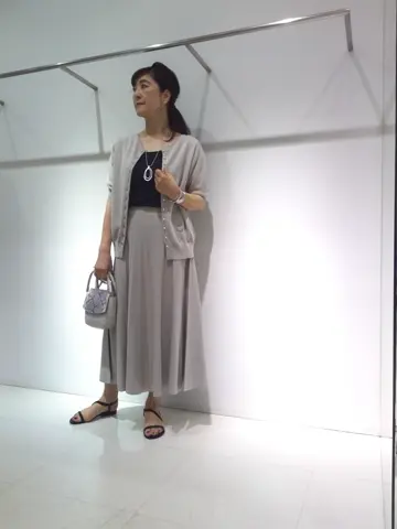 自由区 新保 コーディネート画像