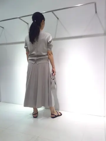 自由区 新保 コーディネート画像