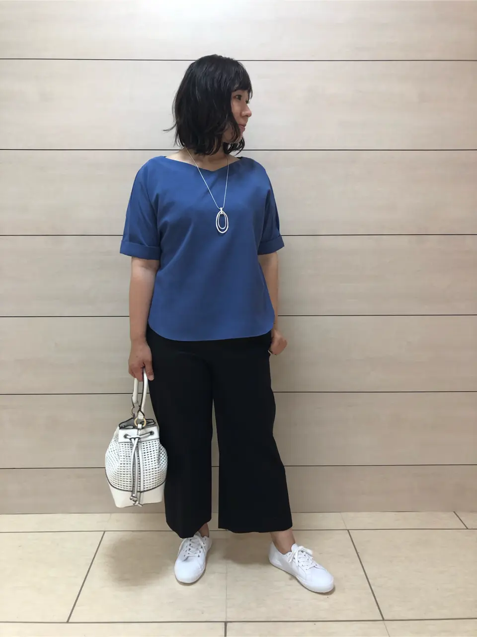 自由区 伊藤 コーディネート画像