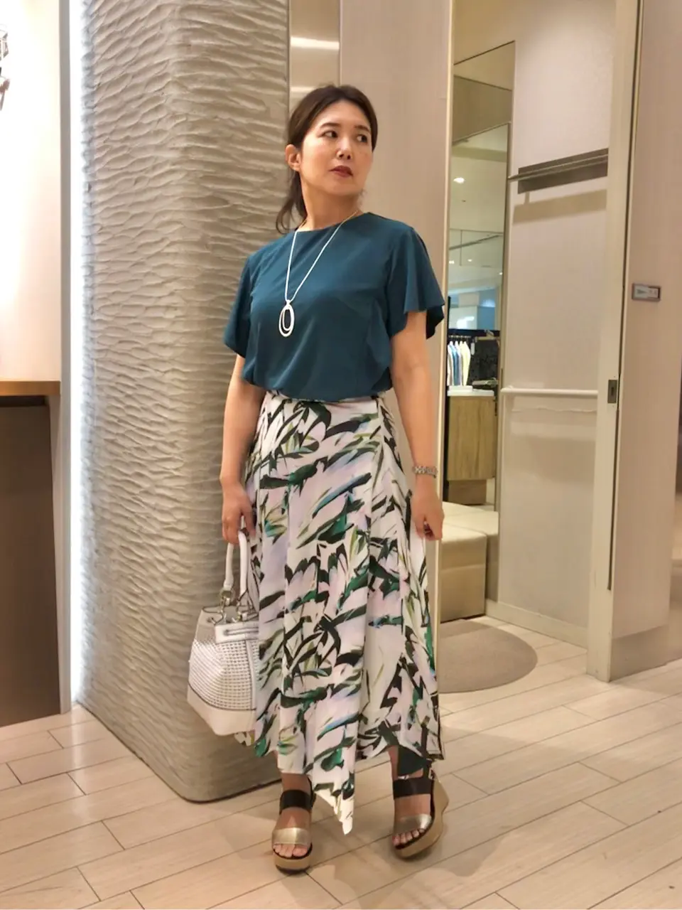 自由区 鈴木 コーディネート画像